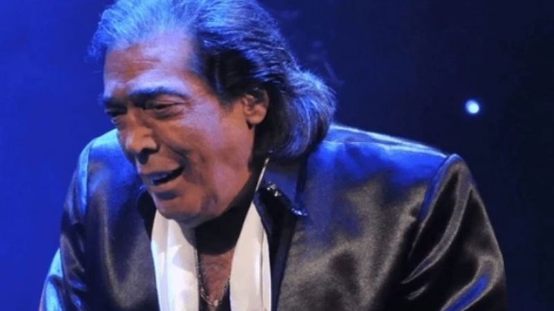 Desvalijaron la casa de Cacho Castaña, mientras el cantante está internado