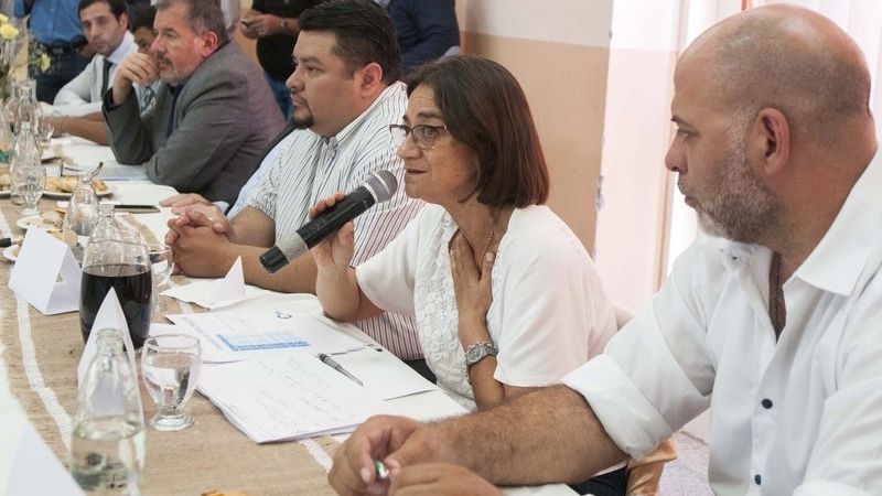 La Gobernadora lideró una nueva reunión de la Mesa de Trabajo Minera