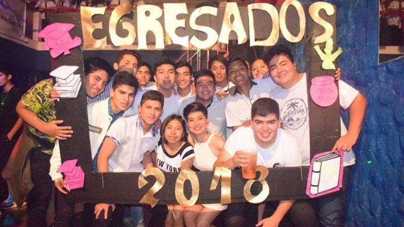 Fiesta de despedida de egresados 2018 y bienvenida a la promo 2019
