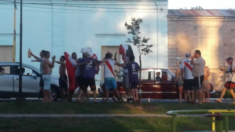 En El Alto, los hinchas de River también festejaron