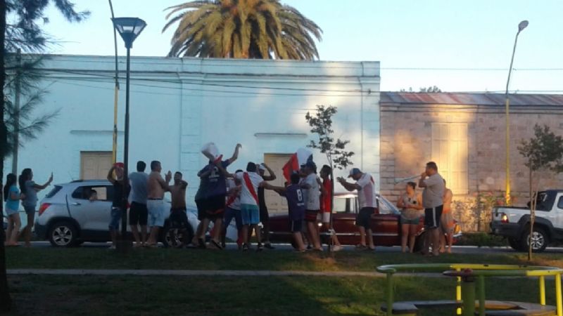 En El Alto, los hinchas de River también festejaron
