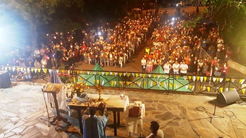 Intensa labor en la Gruta de Choya durante las festividades de la Virgen