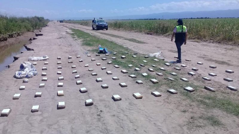 Un empleado judicial estaría involucrado en el vuelo narco