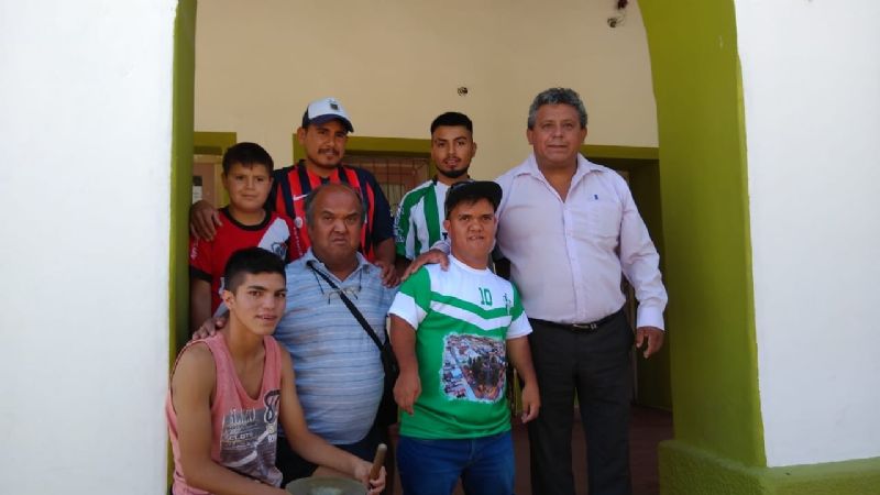 El "Bajito" Barrionuevo partió rumbo a Corrientes