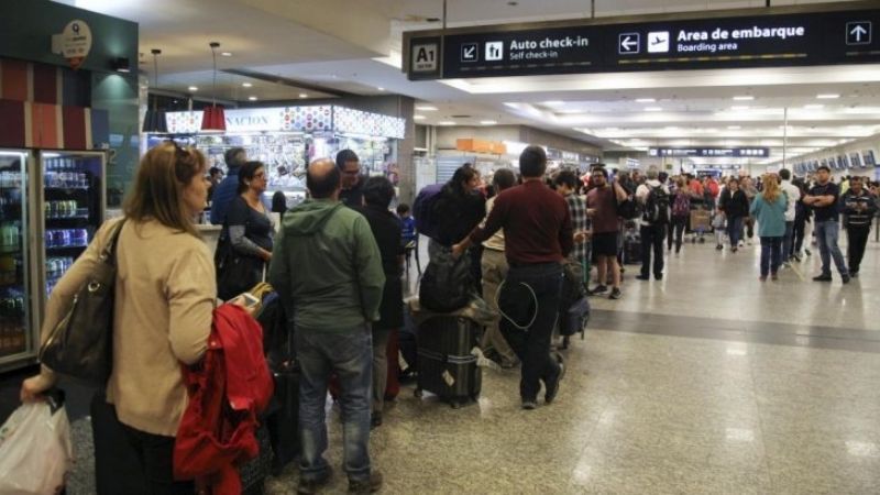 Aeronáuticos acataron conciliación y se levantó el paro