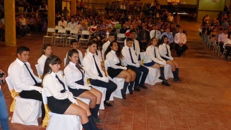 Cierre de ciclo lectivo 2018 en la escuela secundaria de Miraflores