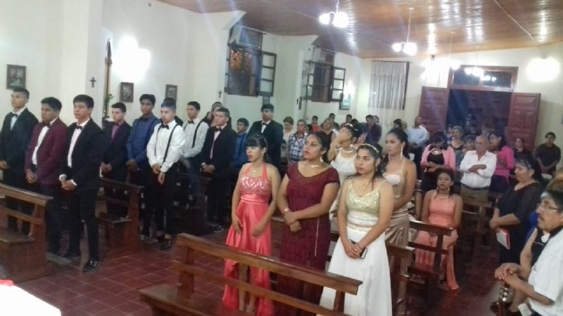 Acción de gracias de los egresados de escuela municipal