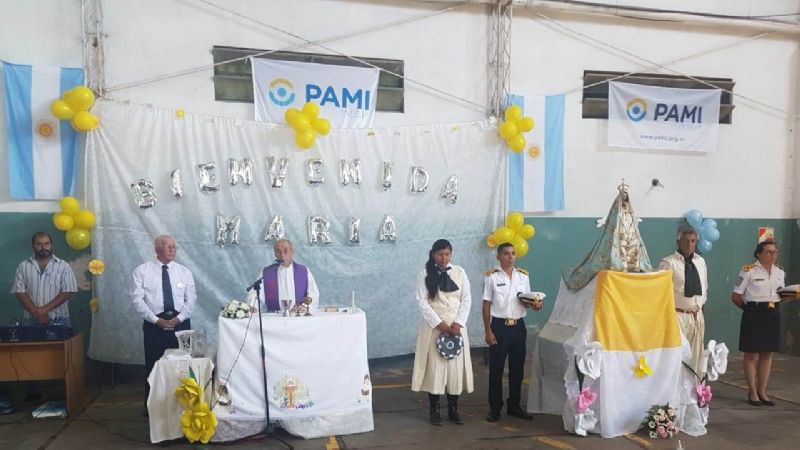 La Virgen del Valle visita sede del PAMI en La Rioja
