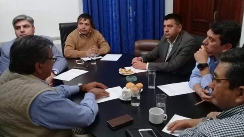 Distribuyen casi 40 millones para asistir a municipios para el aguinaldo