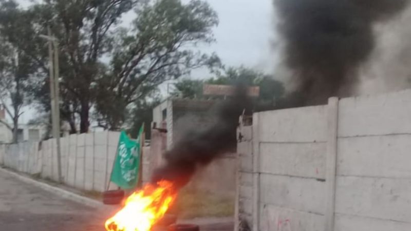 Municipales de Recreo sin aumento, sin bono, sin sueldo y de paro