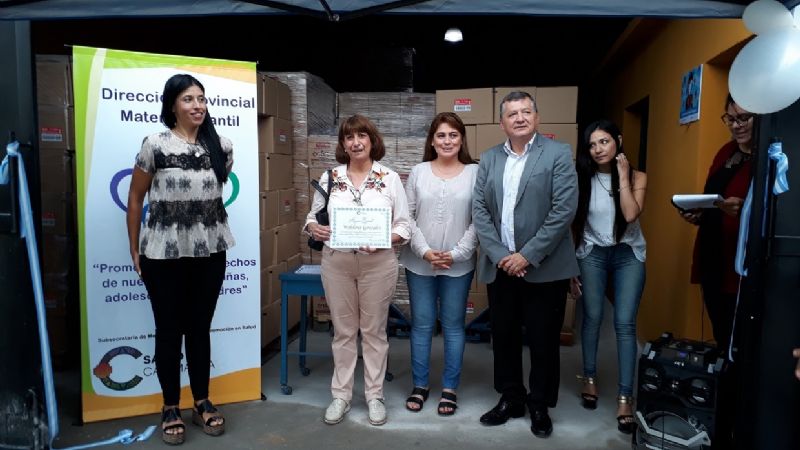Emotivo reconocimiento a quienes trabajaron para el depósito de leche