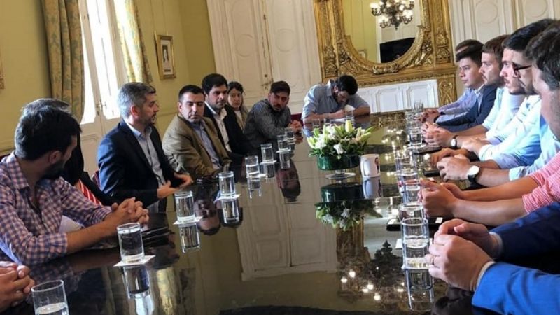 Integrantes de la JR fueron recibidos por Marcos Peña