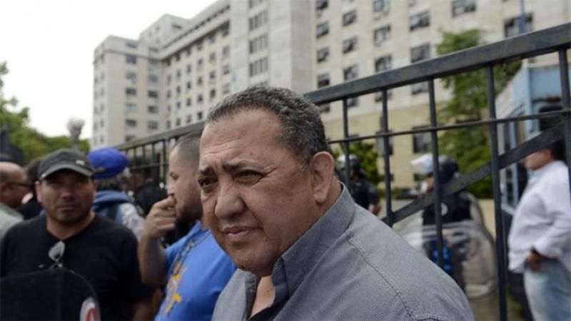 Luis D'Elía quedó al borde de la detención por la toma de una comisaría