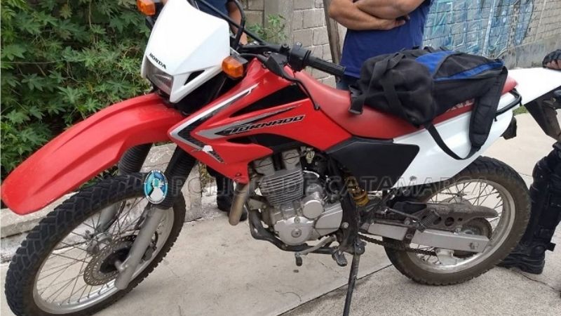 Le quitaron la moto porque era robada