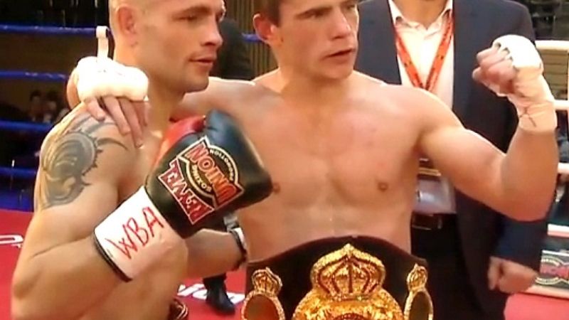 “Mendieta” Báez perdió por KOT en el 5to.