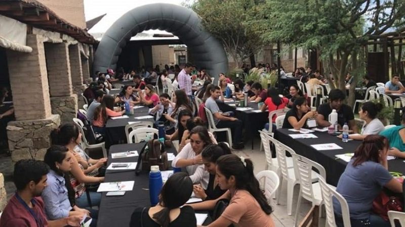 Jalil, en encuentro para jóvenes