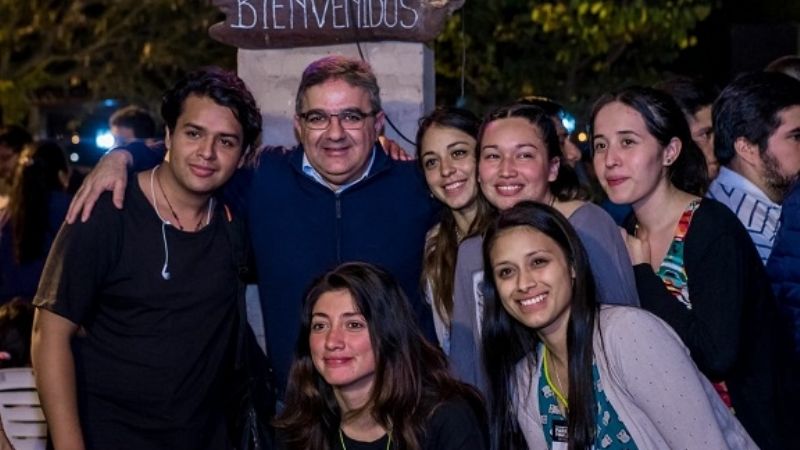 Jalil, en encuentro para jóvenes