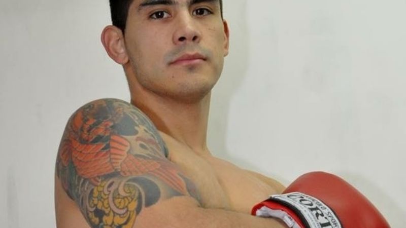 “Chucky” Verón defiende ante el cordobés “El Gallo” Rojo