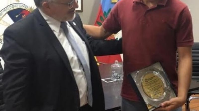 Solá Jais reconoció al joven belicho que llegó a las ligas nacionales de Voleibol