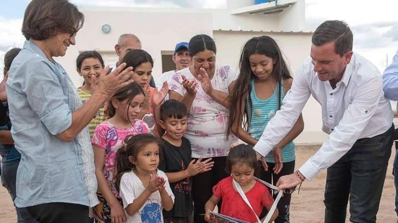 Corpacci entregó viviendas rurales en Casa de Piedra, La Paz