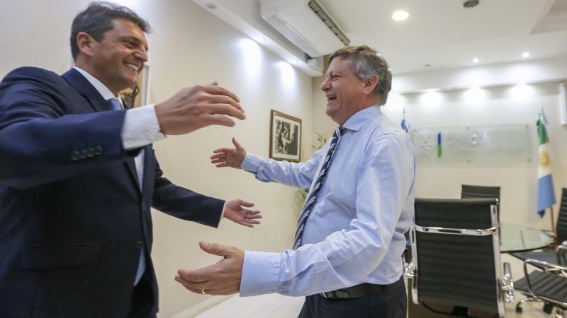 Massa: “El único camino para ganarle a la pobreza es el trabajo”