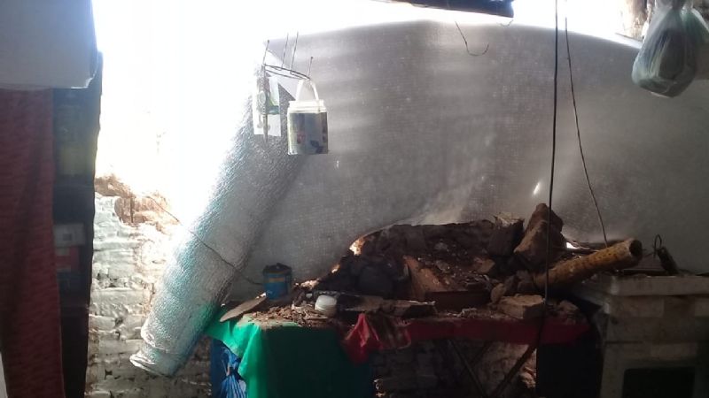 Se derrumbó la pared de una vivienda en Recreo
