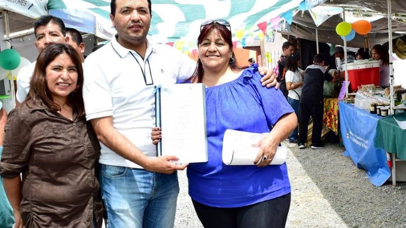 Sánchez acompañó a feriantes en el aniversario de la Feria “Arcos Iris”