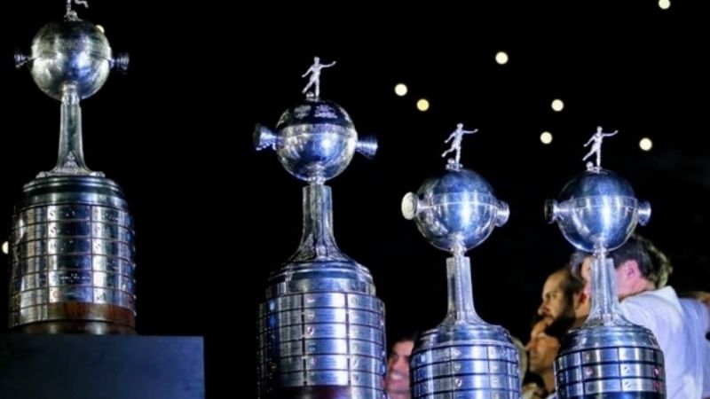 Monumental festejo de River con sus hinchas