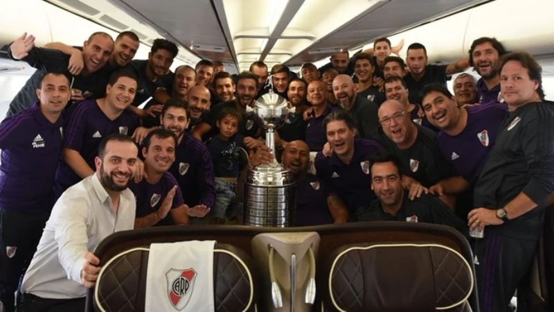 Monumental festejo de River con sus hinchas