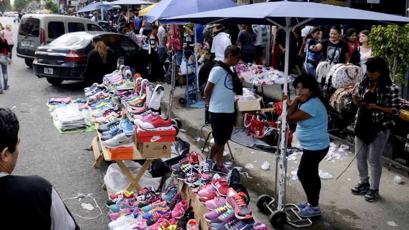 Este año se perderán $25.235 millones en IVA por el comercio informal