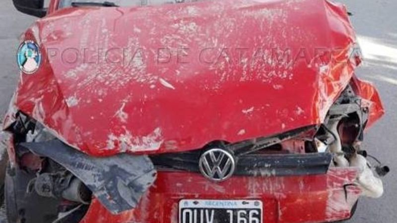 Un auto se incrustó en una vivienda en Recreo