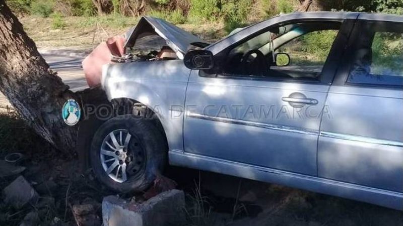 Chocó contra un árbol en Santa María