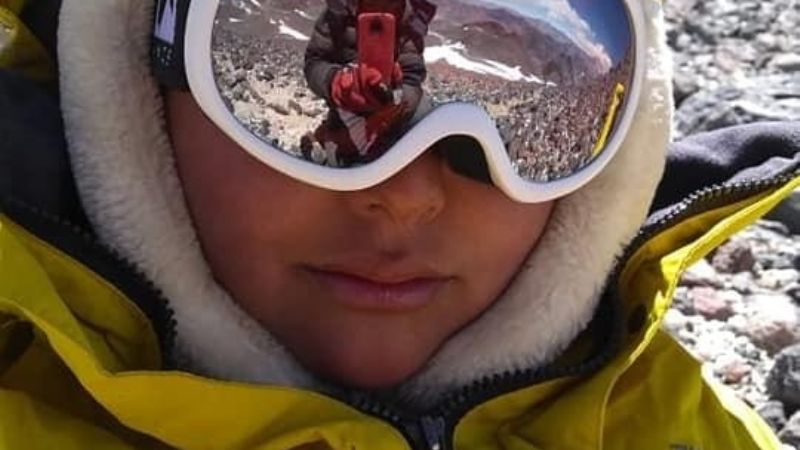 Nena de 10 años escaló el volcán mas alto del mundo