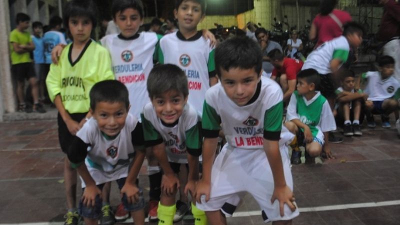 Debut triunfal del Dep. Valle Chico en el Baby de Ateneo