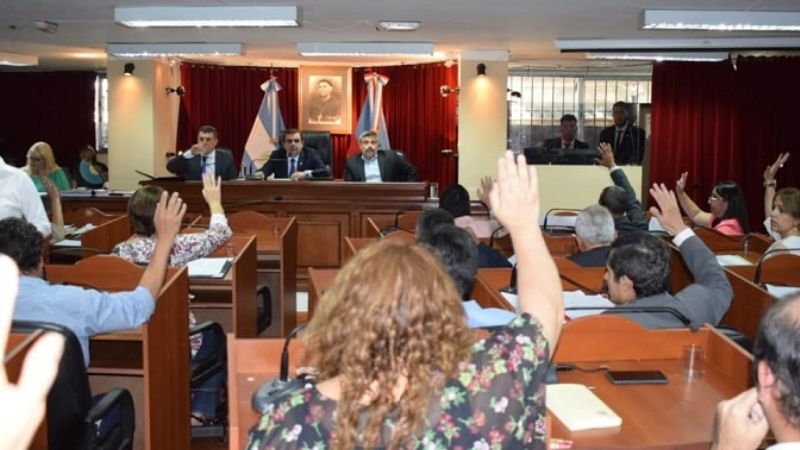 Media sanción para el pago de la deuda con CAMMESA