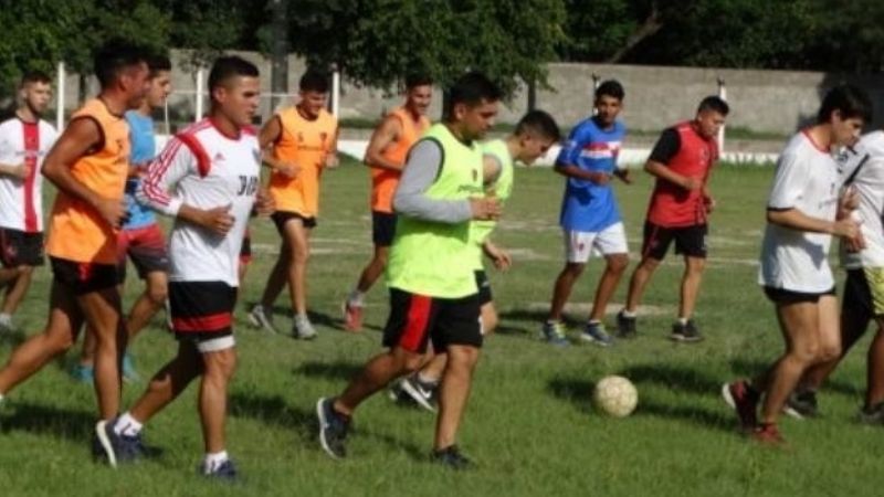 El “Sagrado” arrancó con los “chango e’las casa”