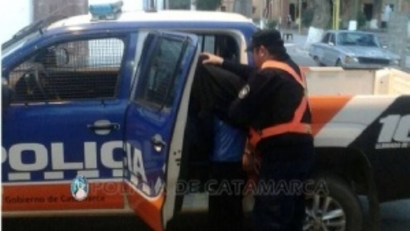 Aprehenden en Paclín al ladrón de un celular en la pileta de Valle Viejo