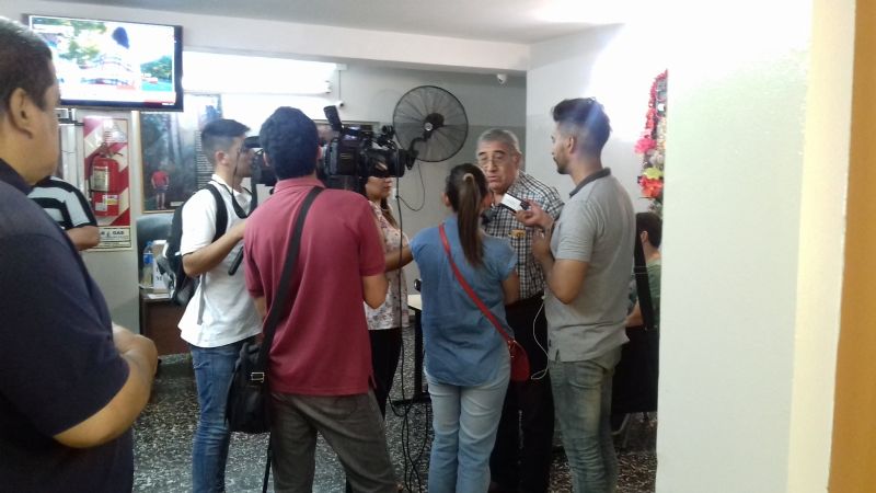 González reelecto en Centro de Empleados de Comercio