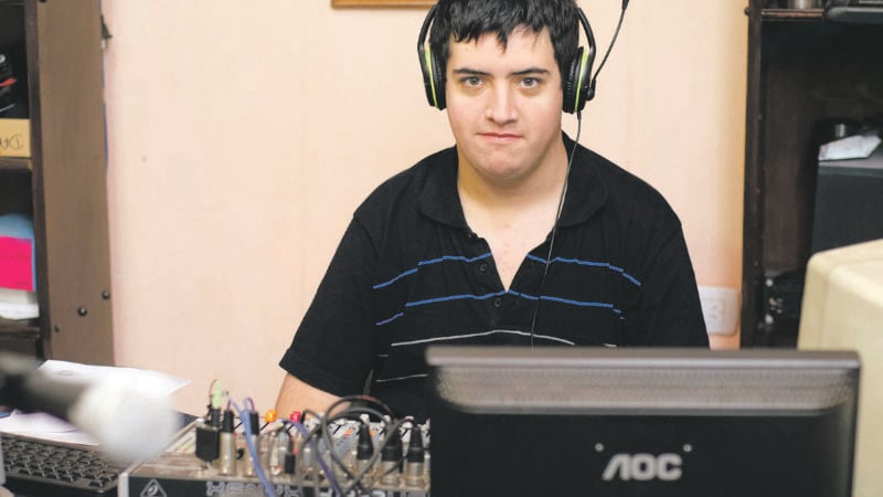 Campaña "Música sí, cohetes no" de catamarqueño con autismo