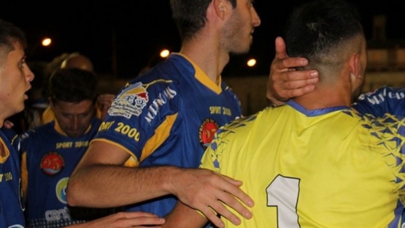 Policial “metió” suspenso en el Anual de la Capital