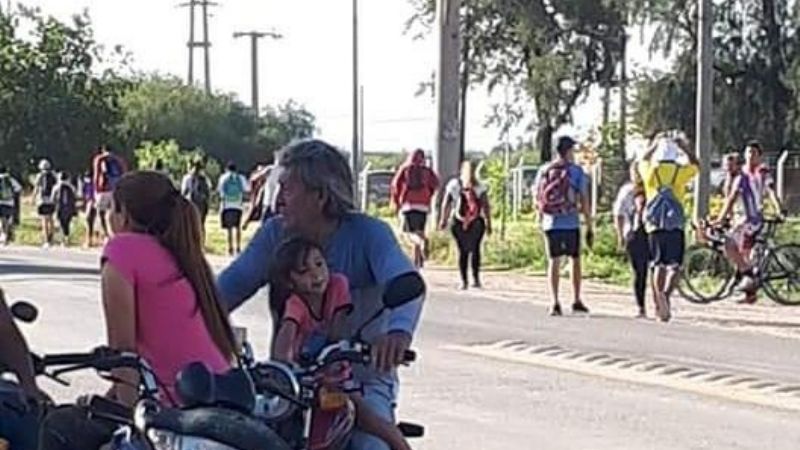 Cientos de Promesante parten desde Plazoleta Virgen del Valle