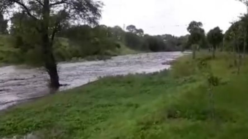 El Río Guayamba aumentó su caudal