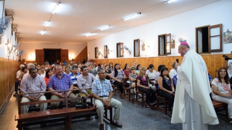Urbanc bendijo la Capilla  del Santísimo en La Carrera