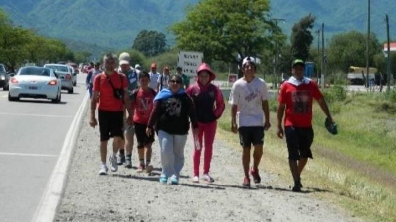 Rutas 38 y 64 las más utilizadas por los peregrinos