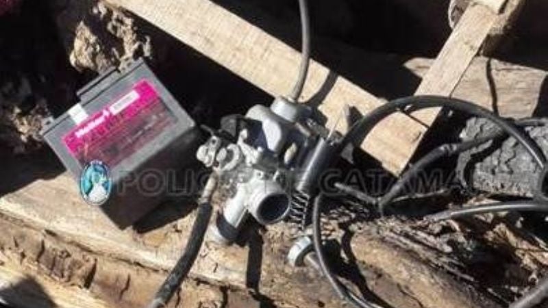 Robaron una moto, la desarmaron y atraparon a los ladrones