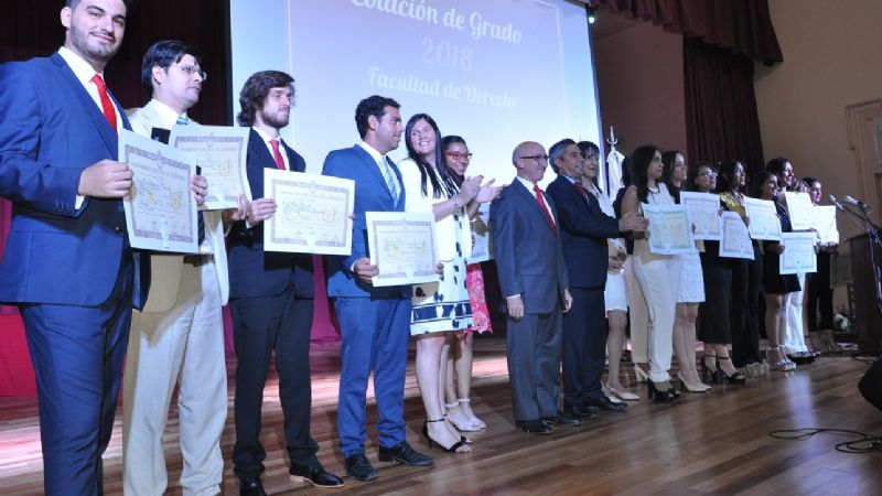 Nuevos profesionales en la Facultad de Derecho