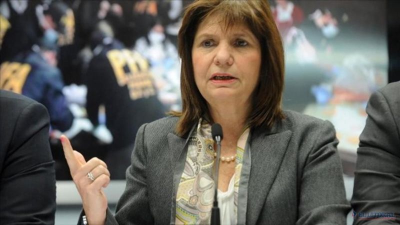 Denunciaron a Bullrich por "abuso de autoridad" por la doctrina Chocobar