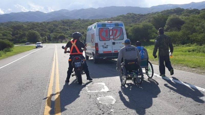 Devoción mariana: en silla de ruedas viene de Tucumán a Catamarca