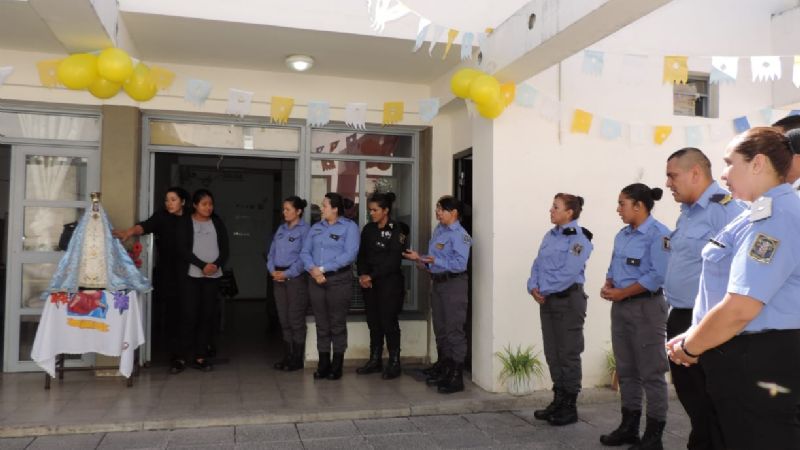 La Virgen visitó el Servicio Penitenciario