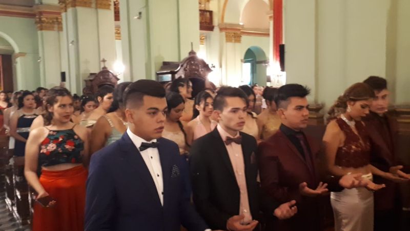 El Deporte y el Comercio homenajearon a la Virgen